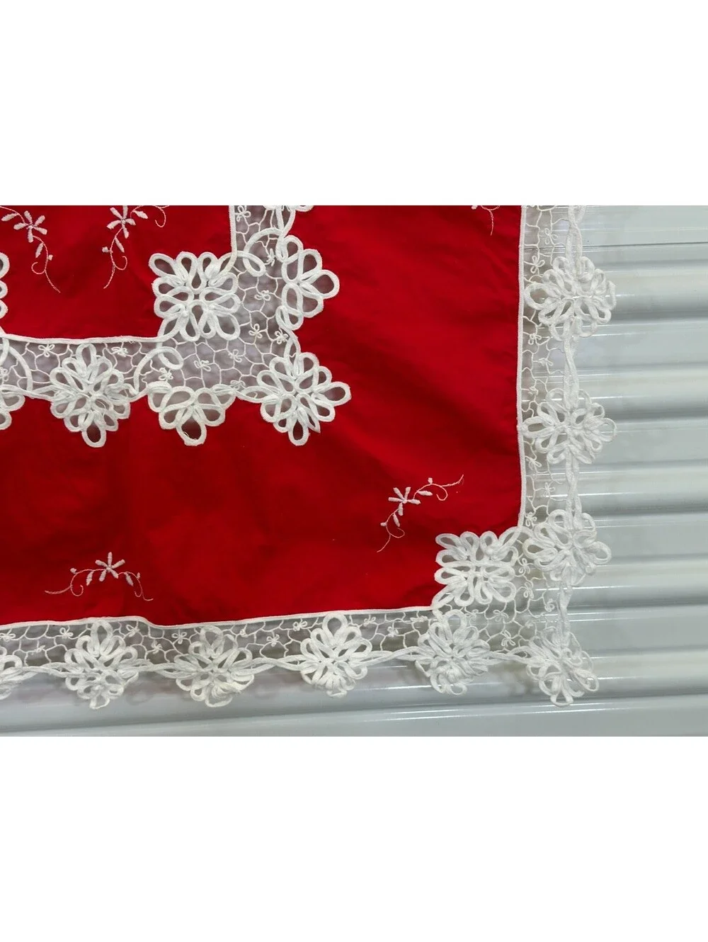 Vintage Cutwork Tablecloth Card Table Topper Floral Red White Embroidery Machine